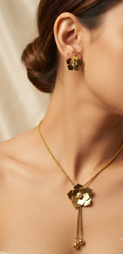 Gold Stainless Steel Crystal Flower Necklace & Earring Set – Vintage Luxury | One Size