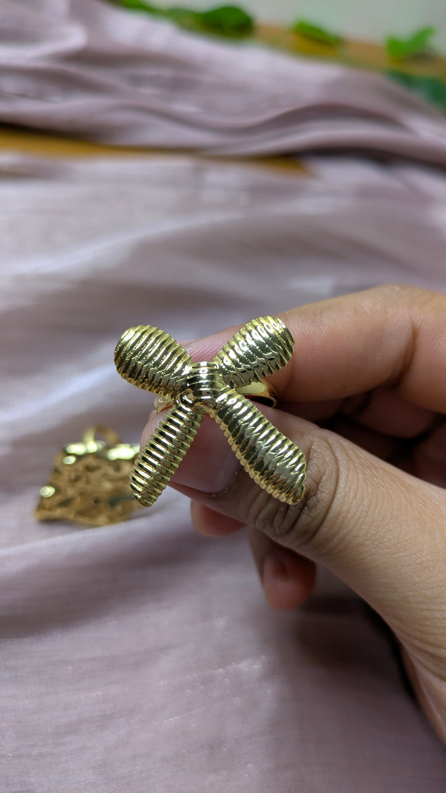 Gold Ribbed Cross Statement Ring – Chunky Vintage Cocktail Ring | One Size