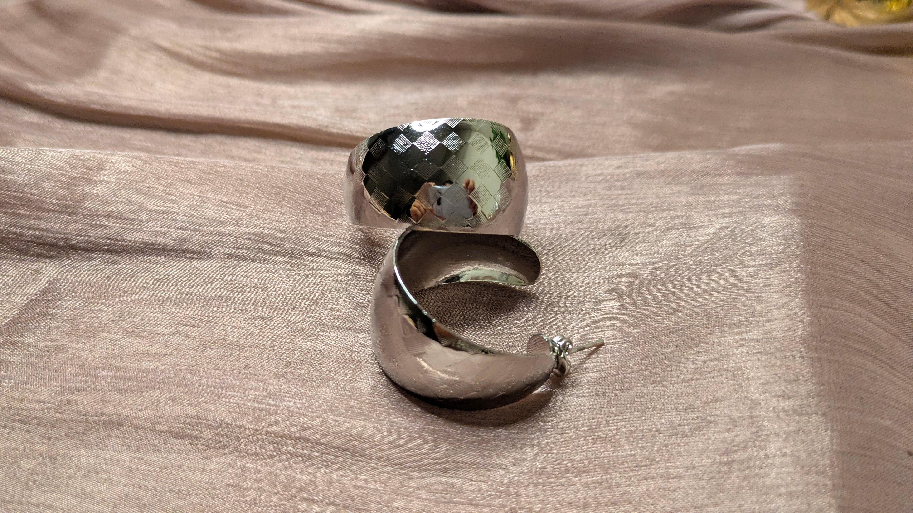 Silver Wide-Band Mirror C-Hoop Earrings – Chunky Statement Jewelry | One Size