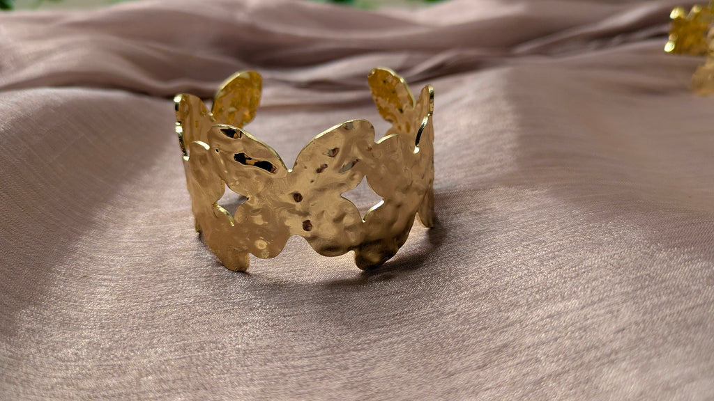 Gold Hammered Butterfly Cuff Bracelet – Vintage Statement Jewelry | One Size