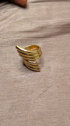 Gold Ribbed Wing Wrap Ring – Sculptural Feather Statement | One Size