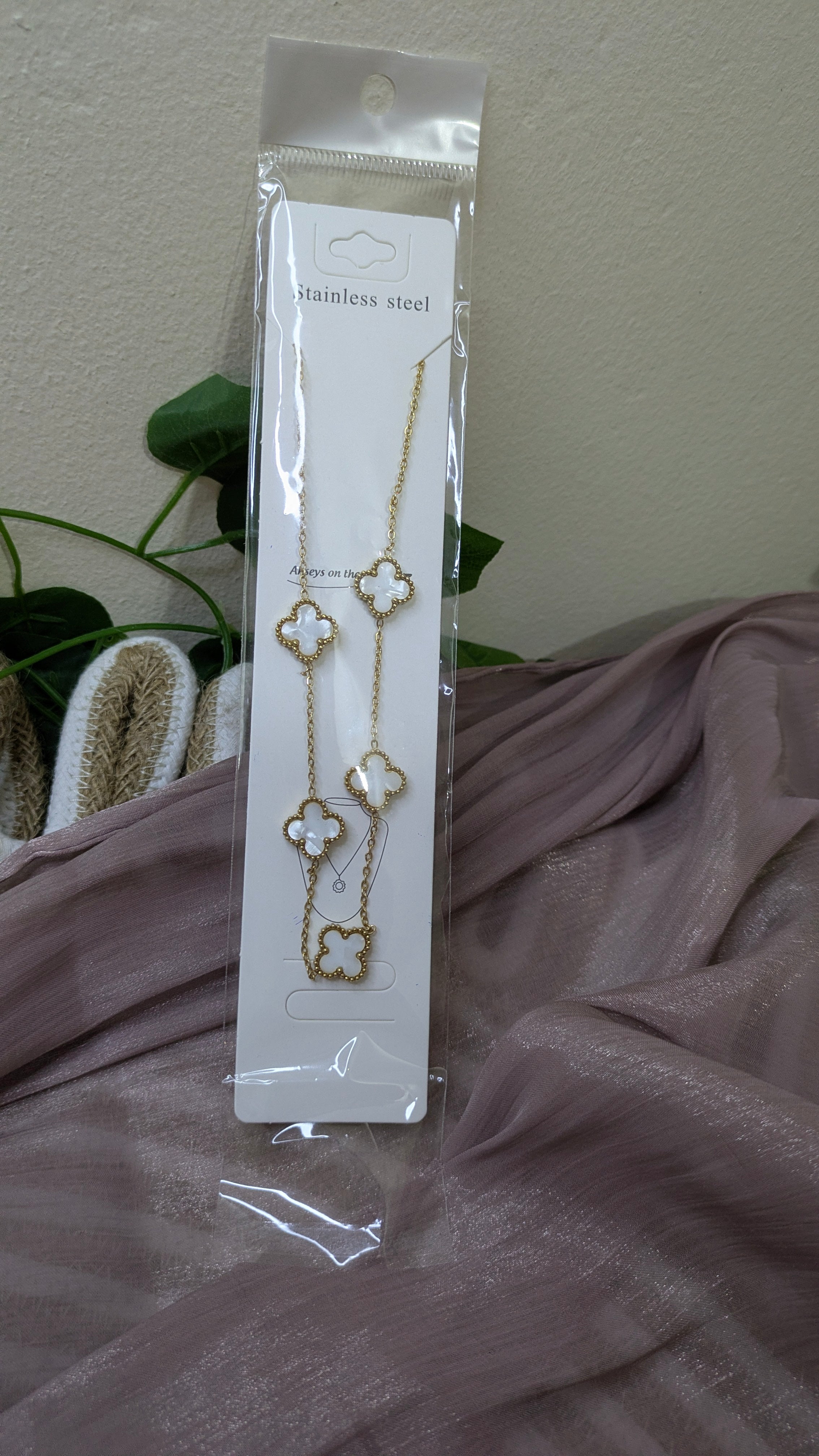 Gold Four-Leaf Clover Mother of Pearl Station Necklace – Vintage Luxury | One Size