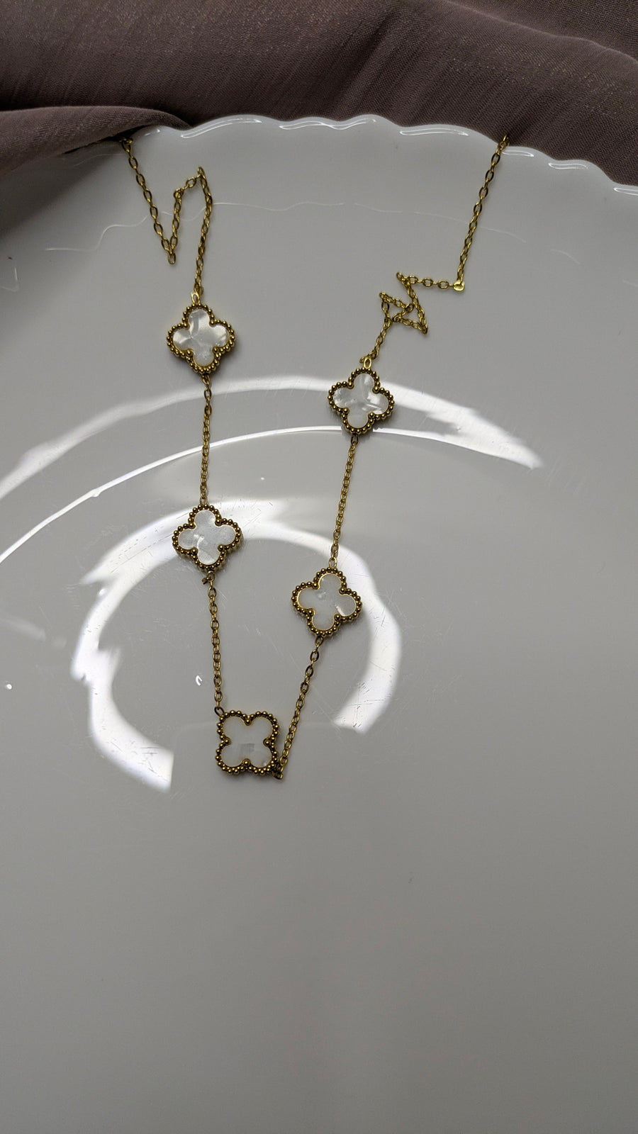 Gold Four-Leaf Clover Mother of Pearl Station Necklace – Vintage Luxury | One Size