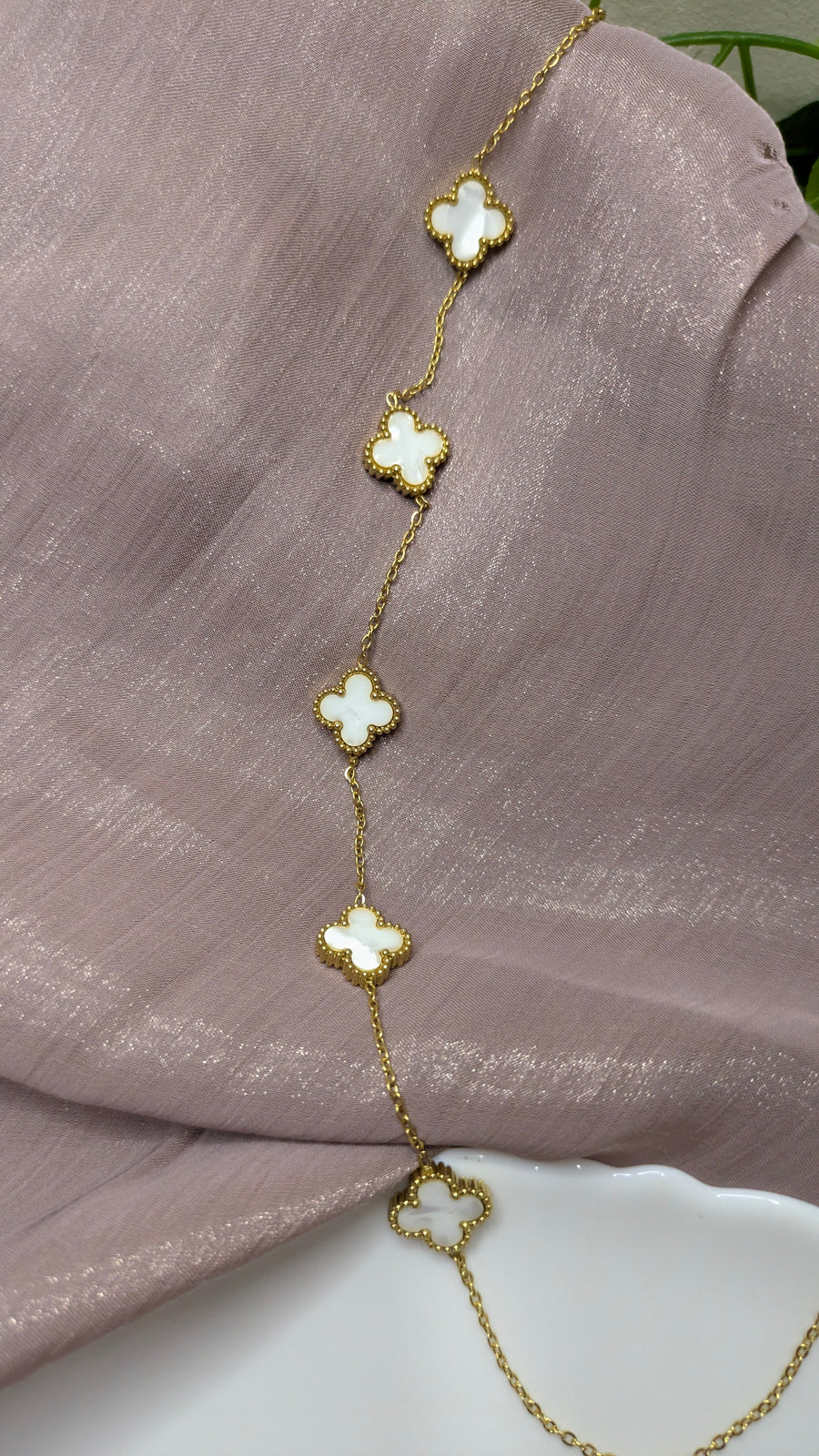 Gold Four-Leaf Clover Mother of Pearl Station Necklace – Vintage Luxury | One Size