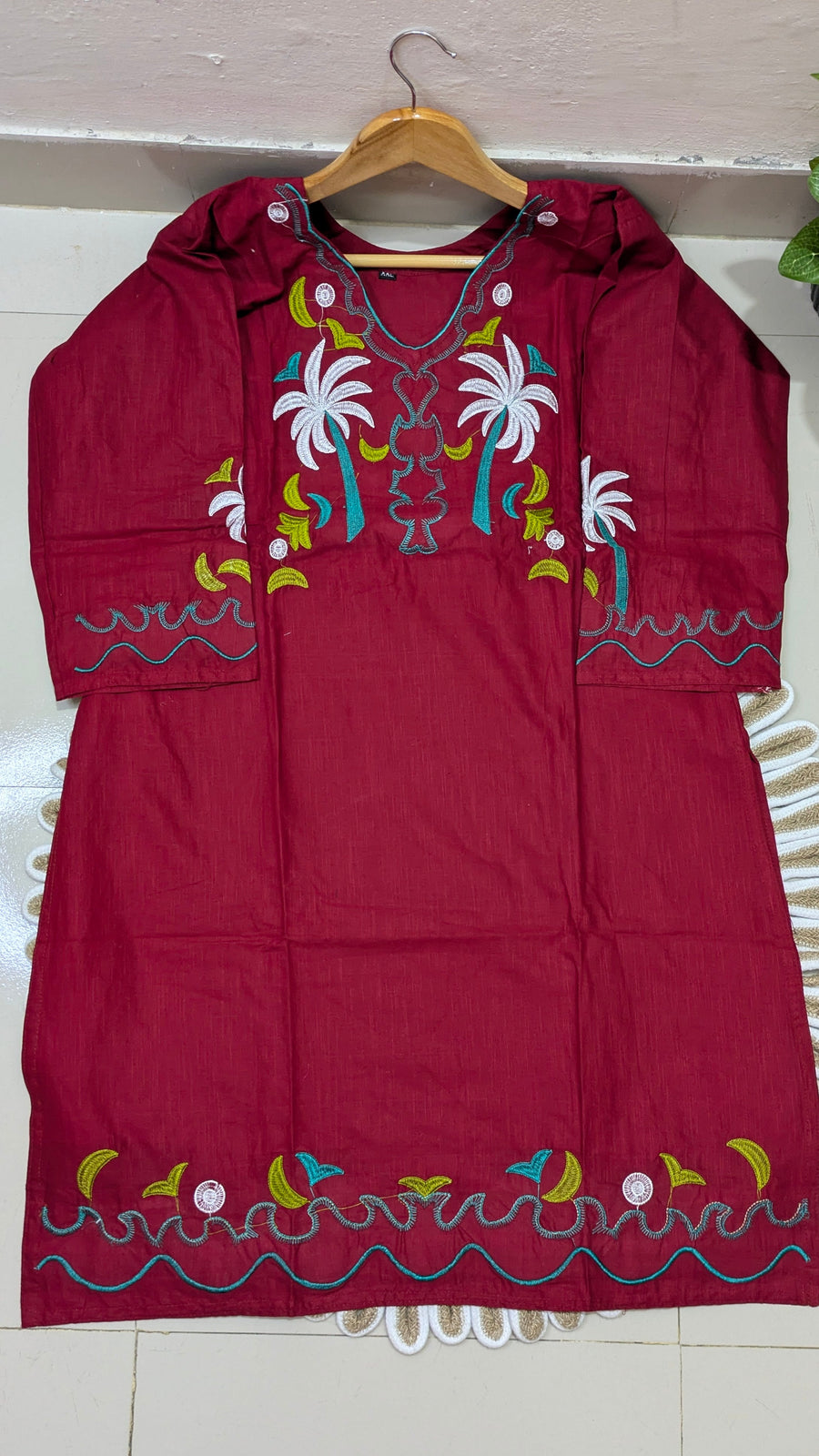 Red Kurti