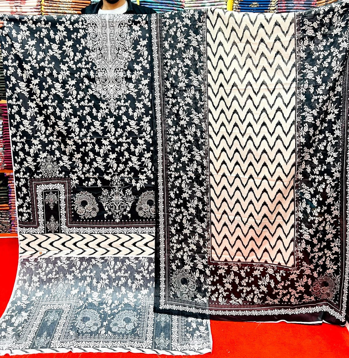Black Printed Zam Zam Cotton থ্রি-পিস | Daily Wear-এ বাংলাদেশি নারীদের প্রিয় পোশাক