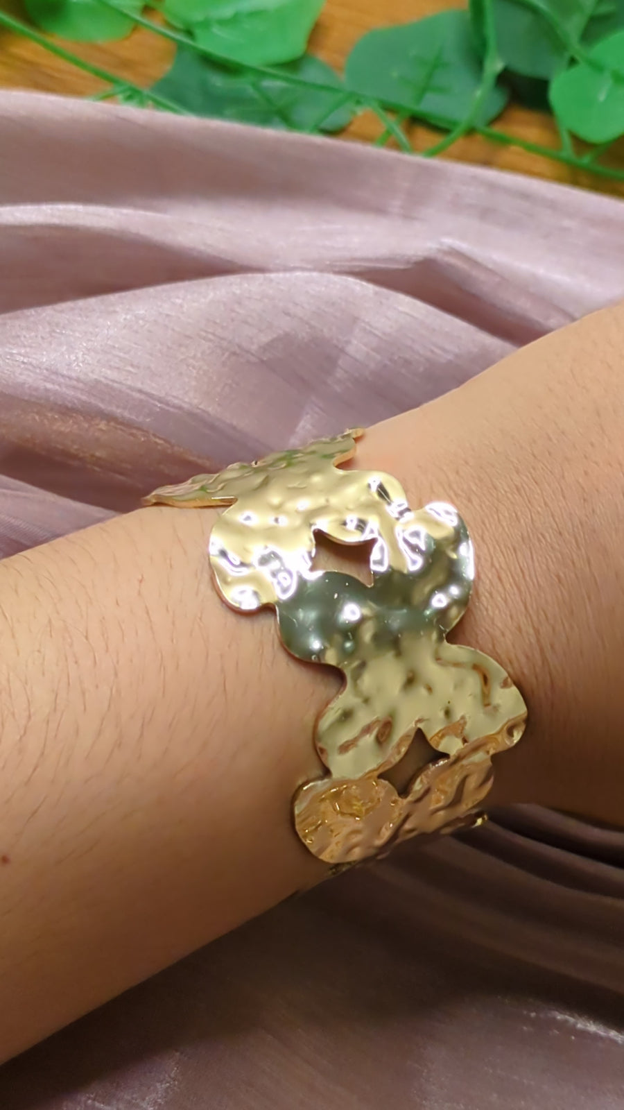 Gold Hammered Butterfly Cuff Bracelet – Vintage Statement Jewelry | One Size
